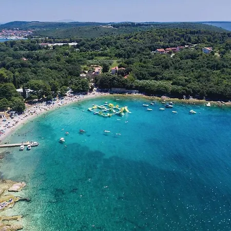 Apartment Dracice Cr * Pula